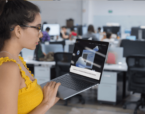 Serviços de gestão documental através de plataformas digitais